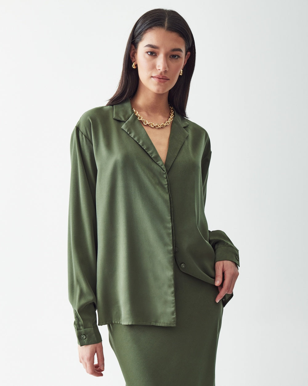 A button shirt in an Olive option