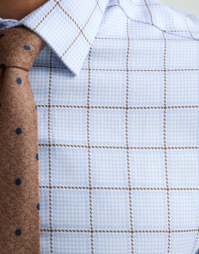 Slim fit checked shirt to wear to work paired with the navy chinos or out for a nice dinner